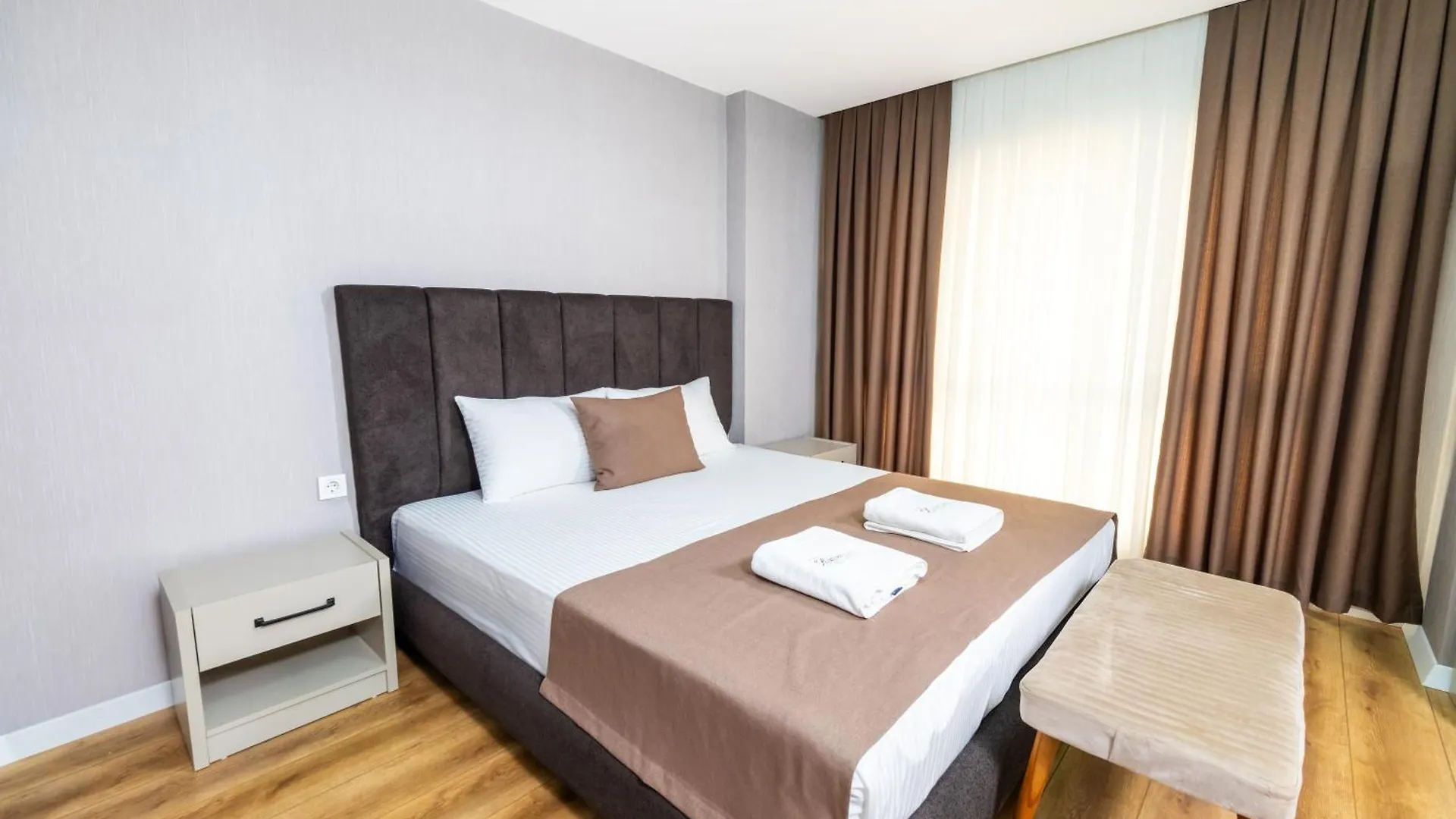 Luxury Life Suites Istanbul Hotel