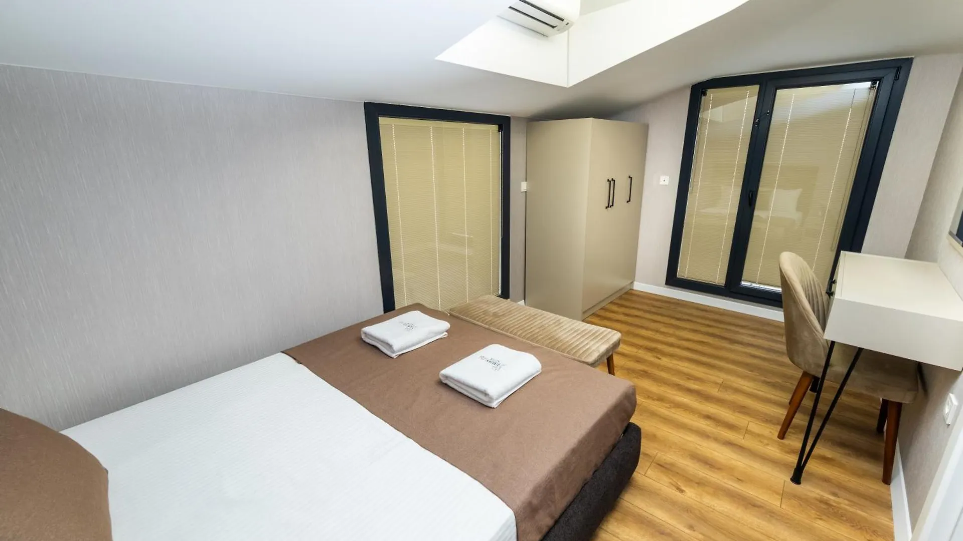 Luxury Life Suites Istanbul Hotel