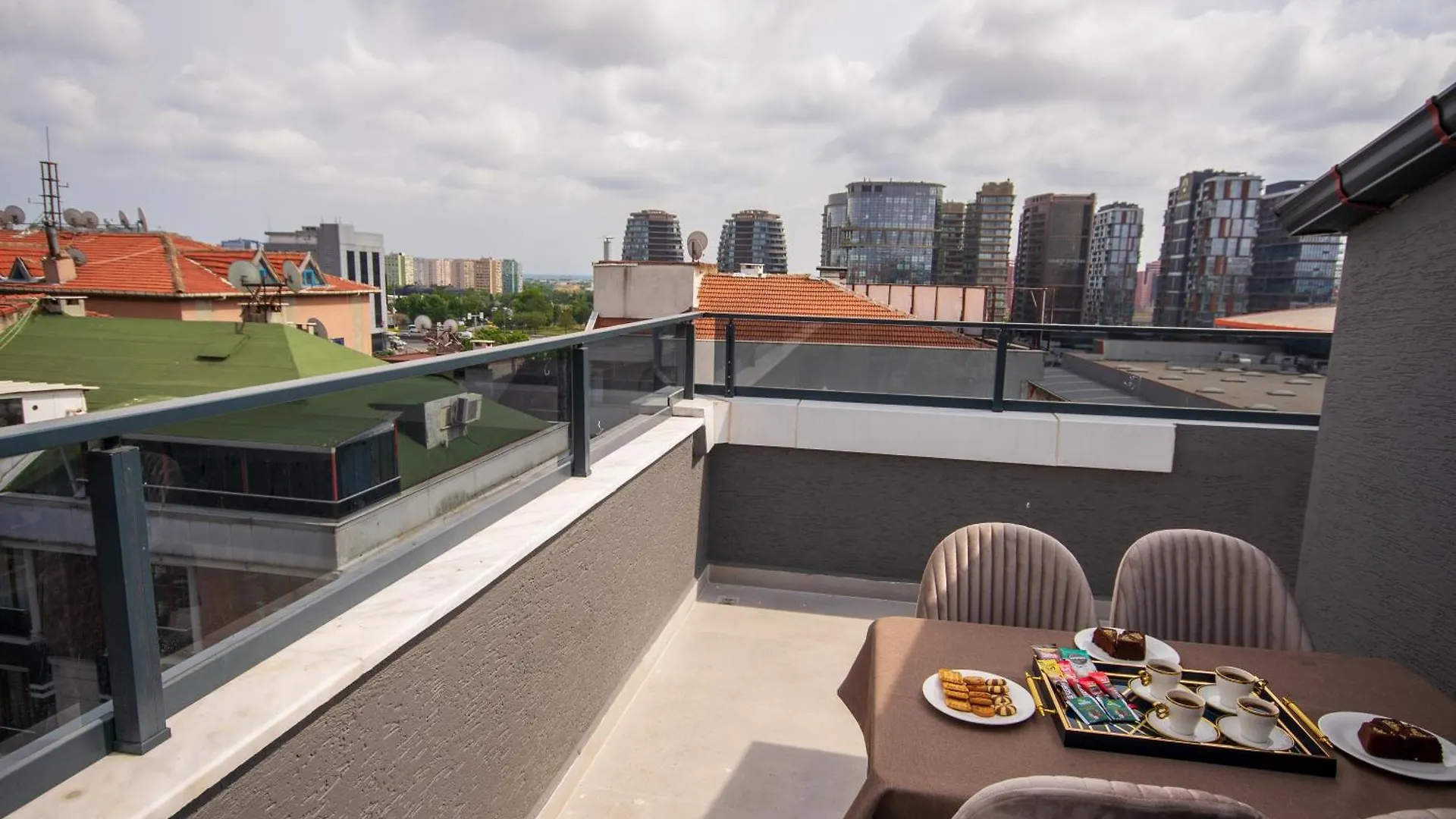 Luxury Life Suites Istanbul Hotel