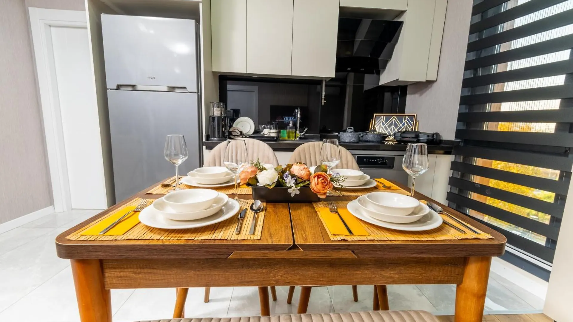 Luxury Life Suites Istanbul Hotel
